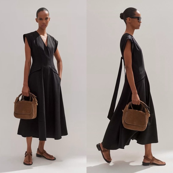 ME+EM Dresses & Skirts - NWT Me + Em Tailored Flare Midi Dress Black